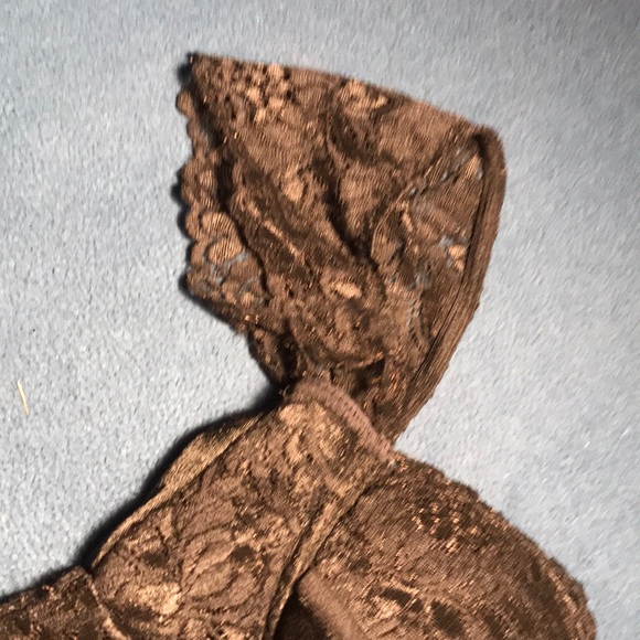 Top - Picture 2 of 4